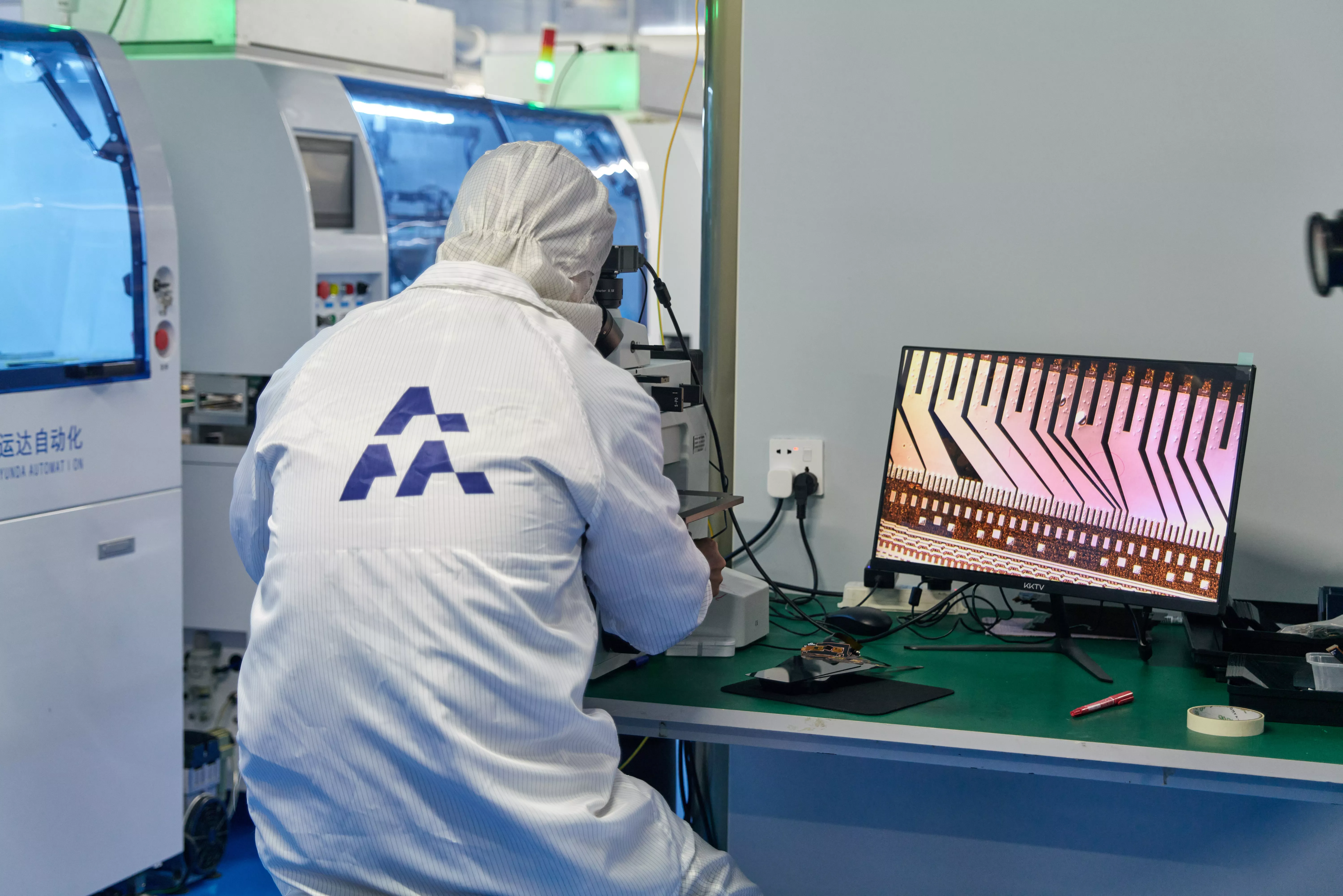 Mobile phone LCD screen testing equipment at YEZONE factory