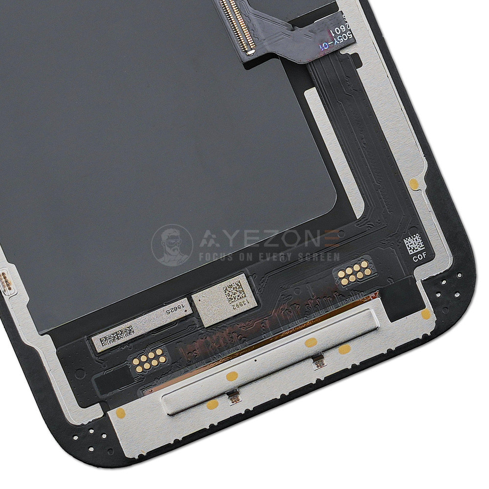 iPhone 15 Screen